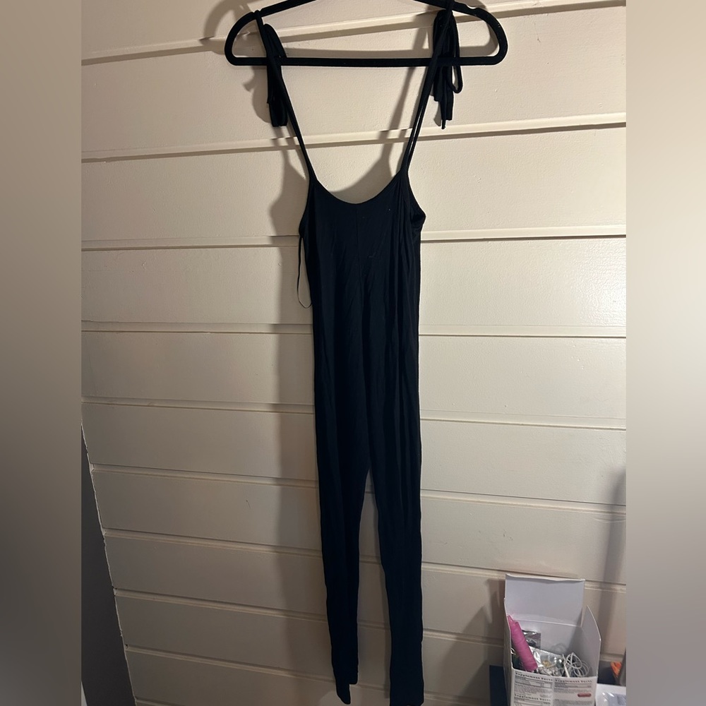 Knot strap fitted jumpsuit